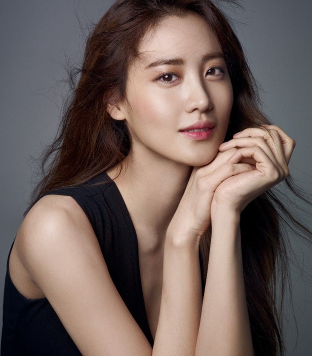 คิมซูฮยอน Kim Soo-hyun (김수현)
