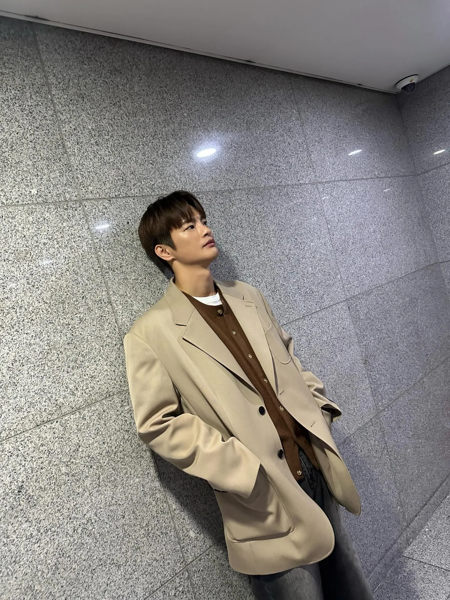 ซออินกุก Seo In Guk story j company